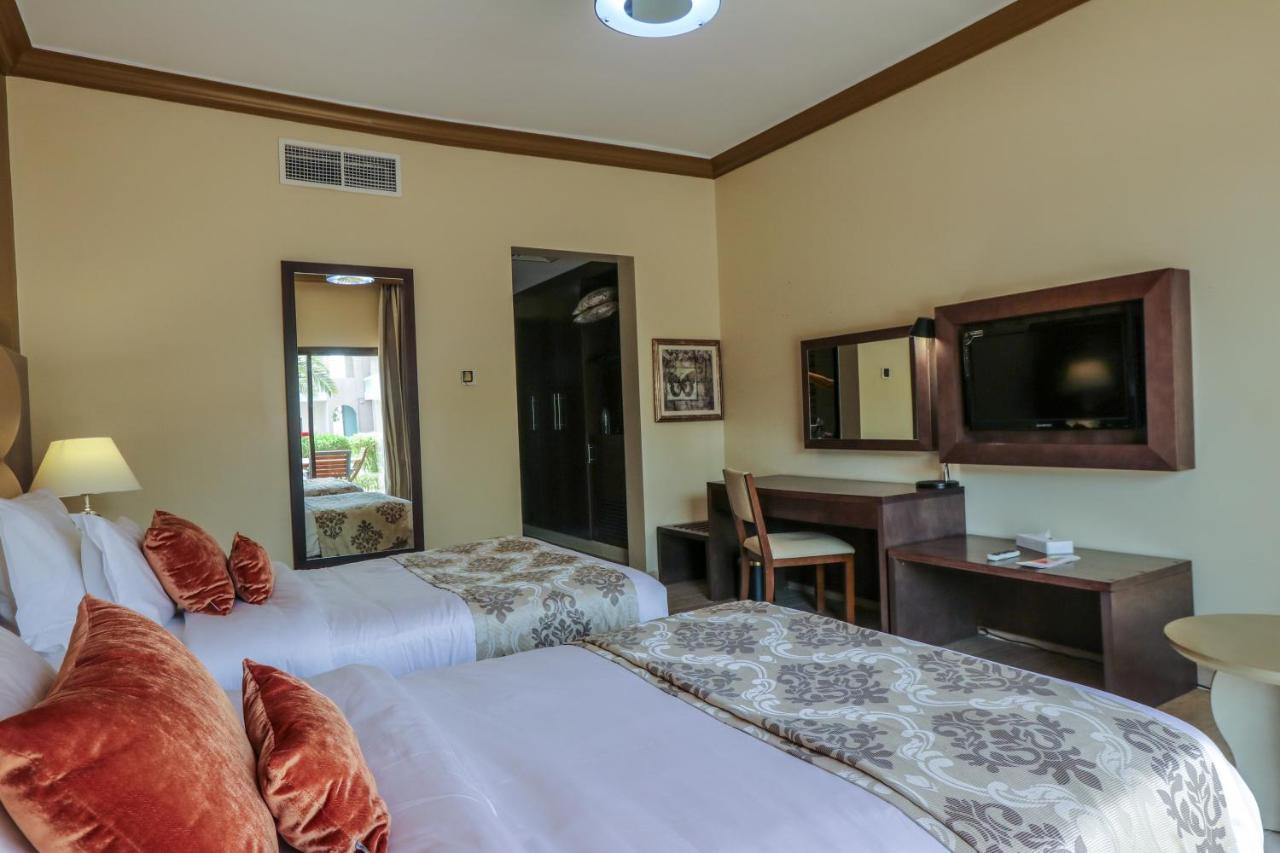 Bm Beach Resort Ras al-Khaimah Eksteriør bilde