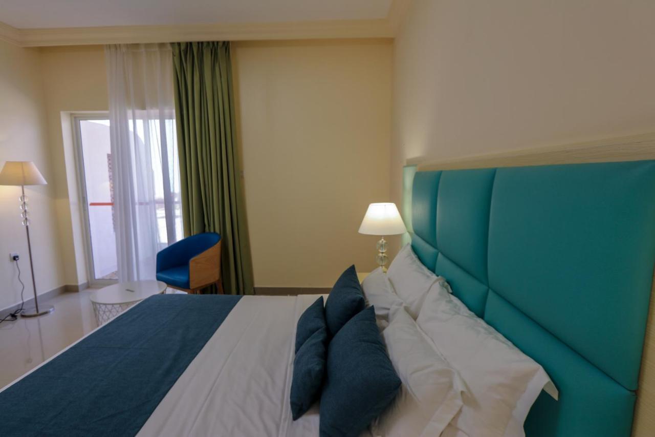 Bm Beach Resort Ras al-Khaimah Eksteriør bilde